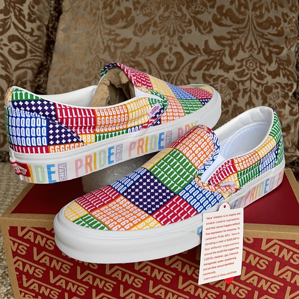 Vans Classic Slip On Pride Multi/True White men’s - Picture 11 of 16